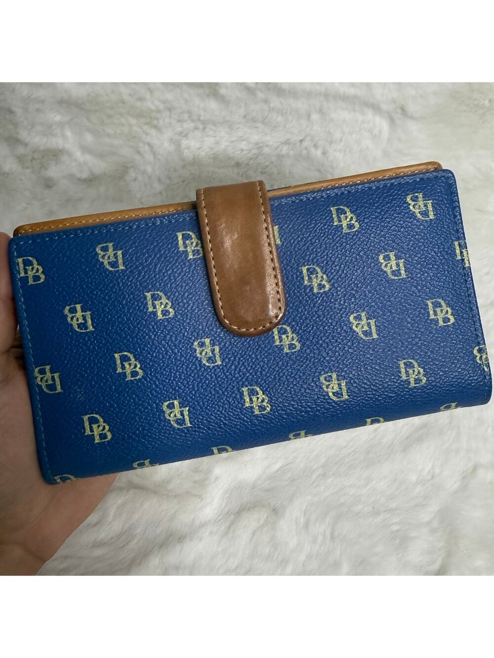 DOONEY & BOURKE Blue Tan Wallet